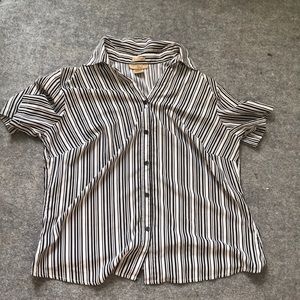 Women’s Striped Button Up Shirt